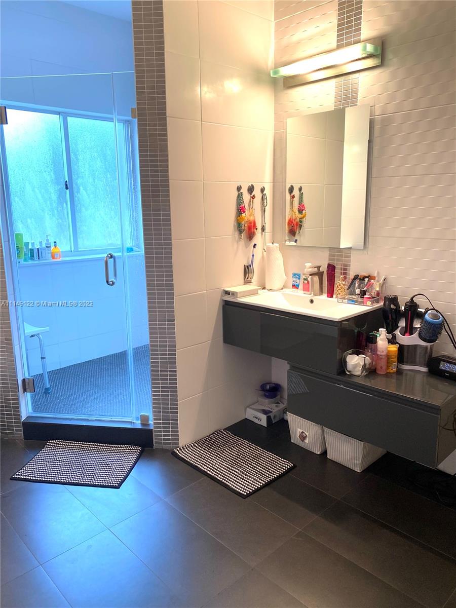 DORAL ISLES ST CROIX - Residential
