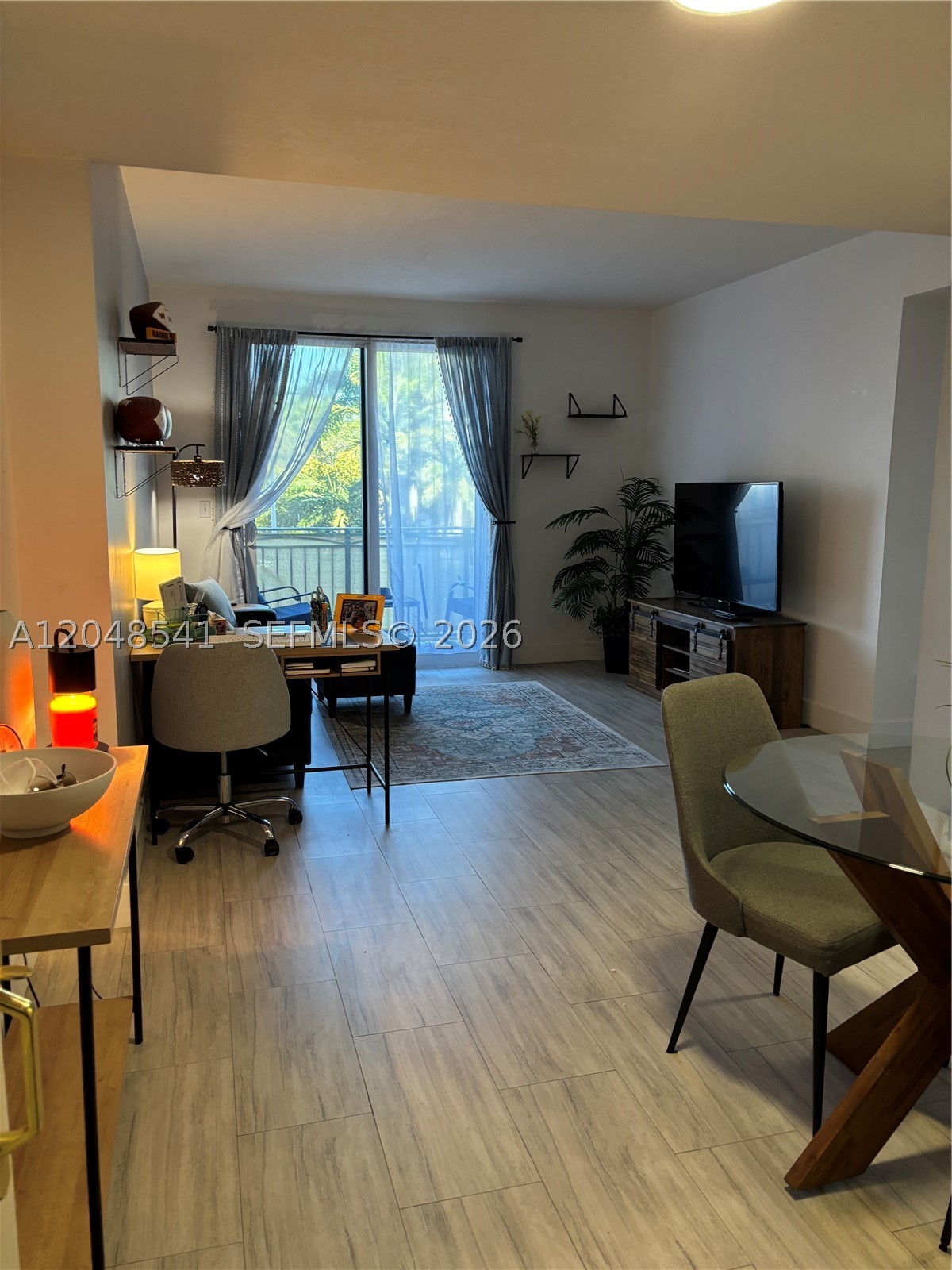 CORAL PLAZA OF MIAMI COND - Residential Lease