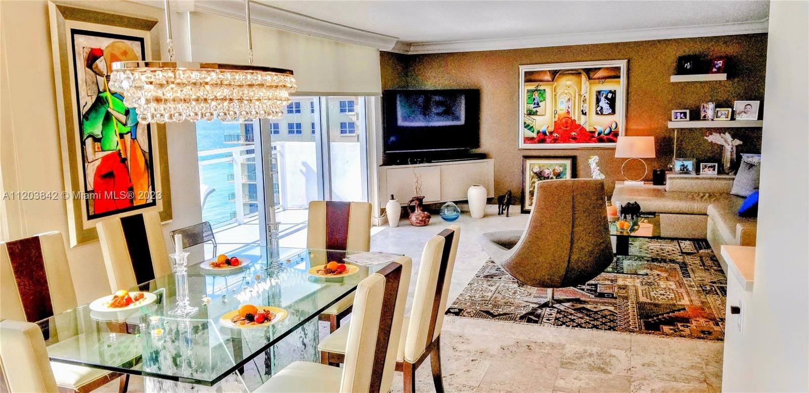 PARKER PLAZA ESTATES COND - Residential