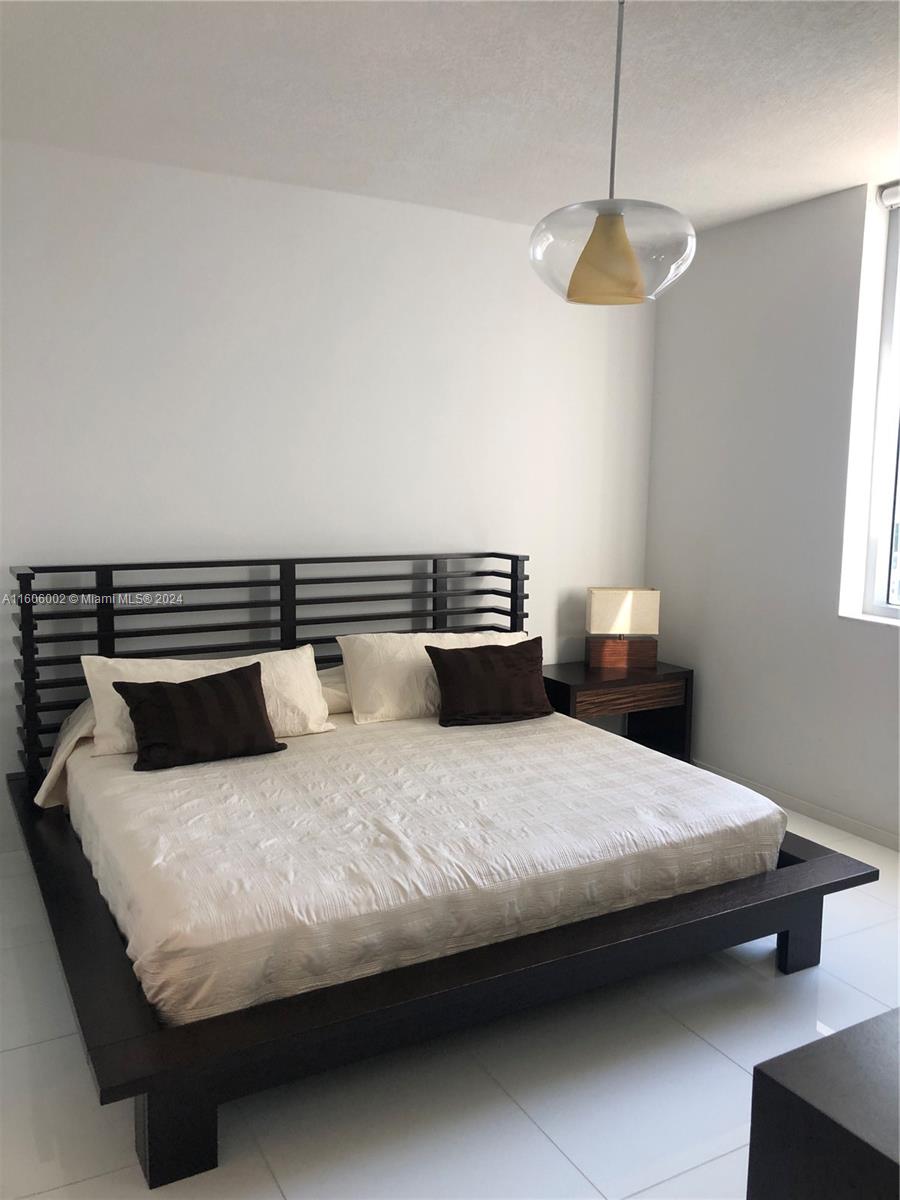 1060 BRICKELL CONDO - Residential Lease