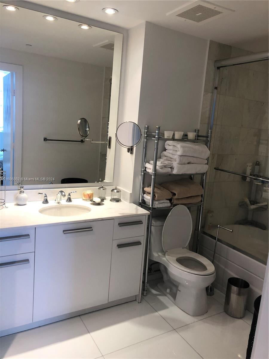 1060 BRICKELL CONDO - Residential Lease