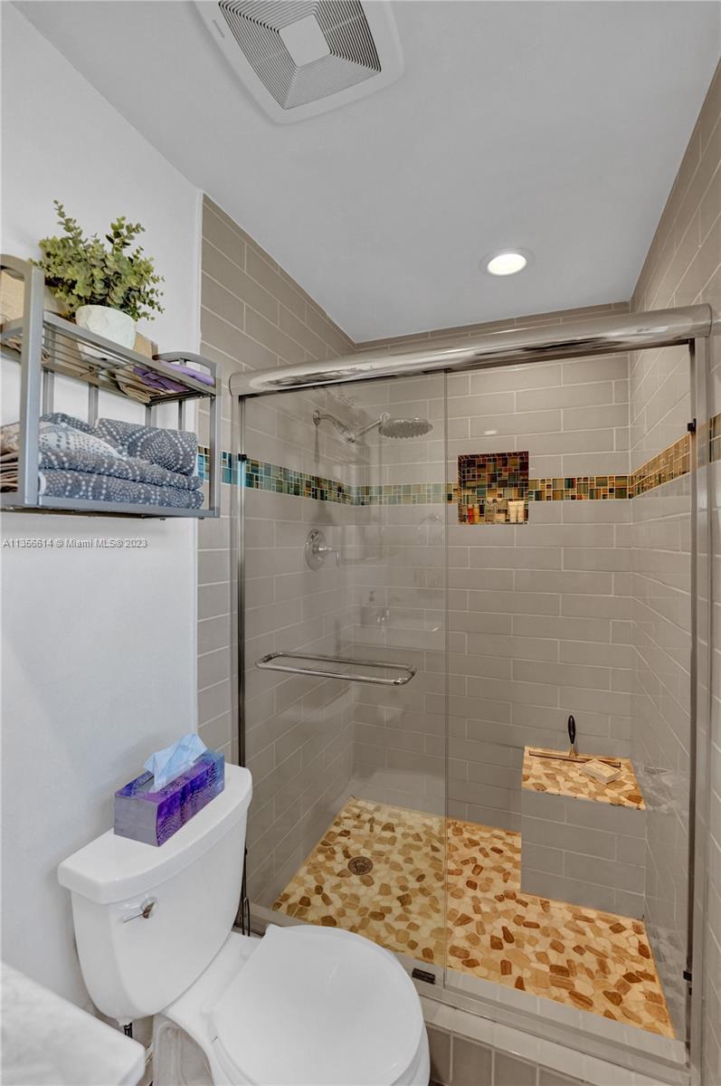 Avon Isles 40-31 B - Residential