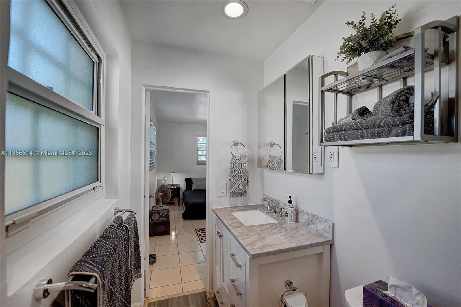 Avon Isles 40-31 B - Residential