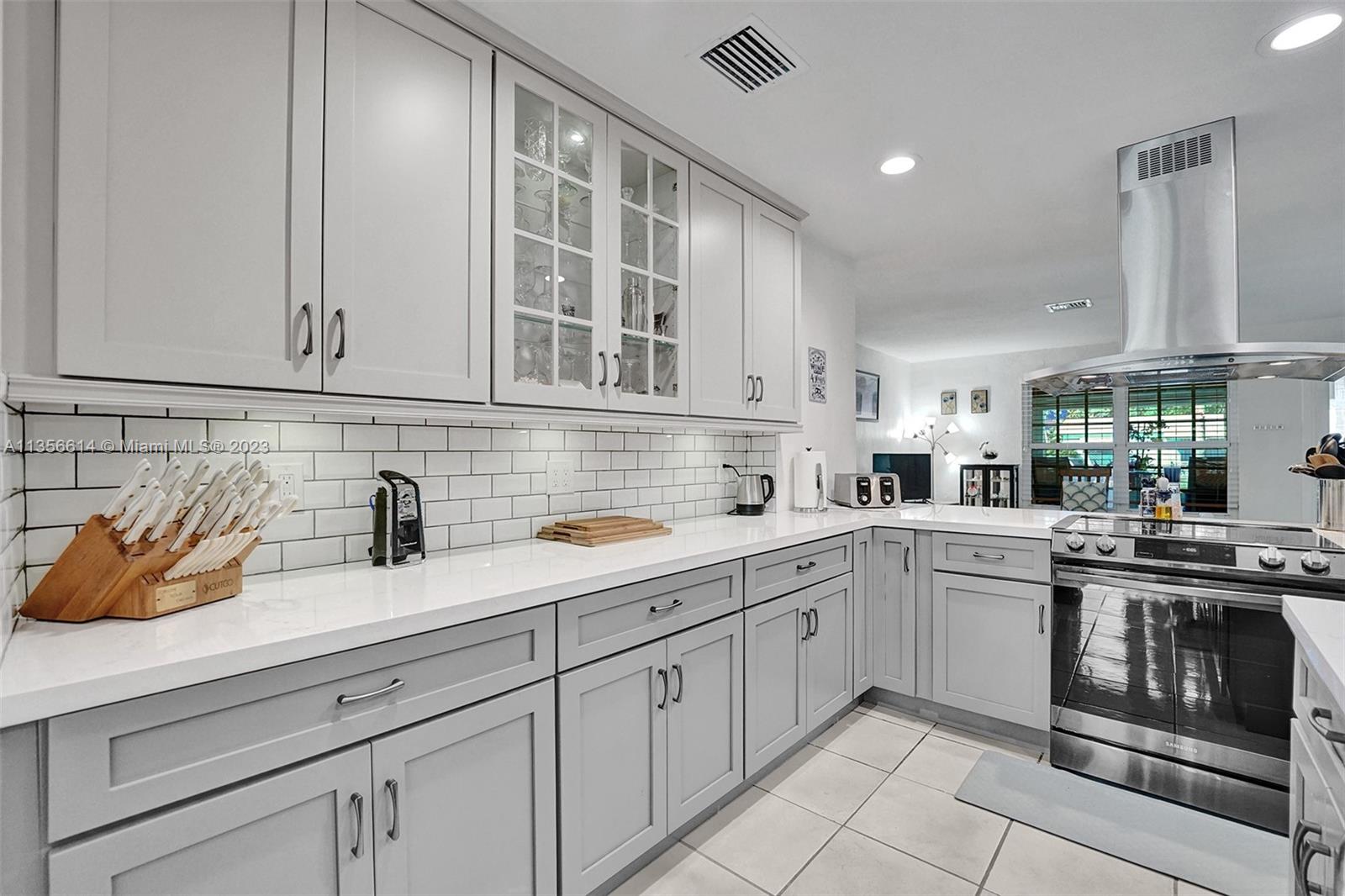 Avon Isles 40-31 B - Residential