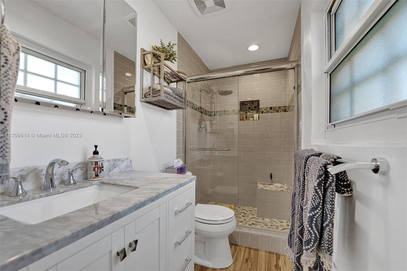 Avon Isles 40-31 B - Residential