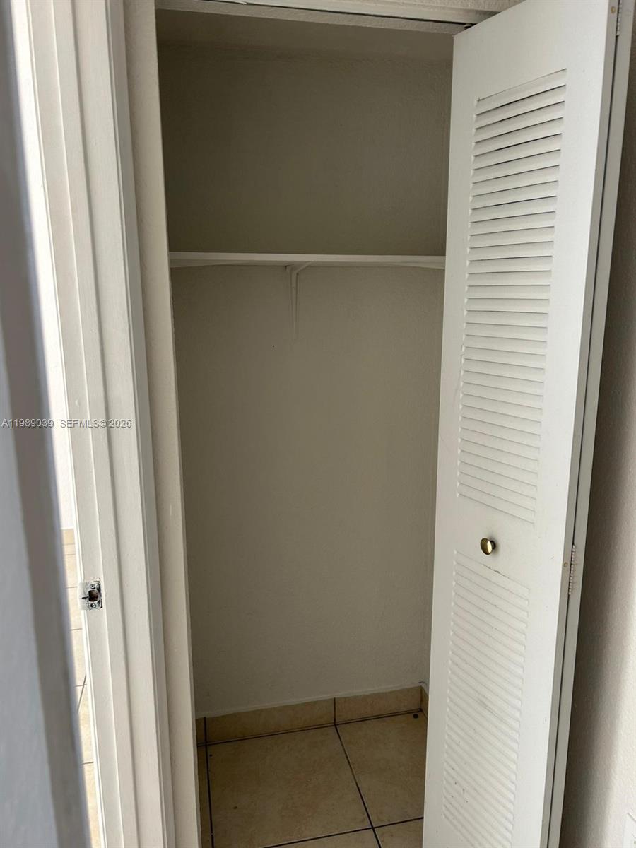 HIALEAH 17TH ADDN REV & A - Residential Lease