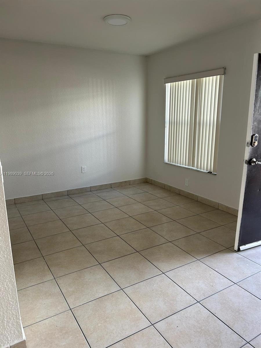 HIALEAH 17TH ADDN REV & A - Residential Lease