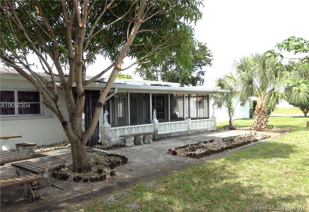 Paradise Gardens Sec 4 76 - Residential