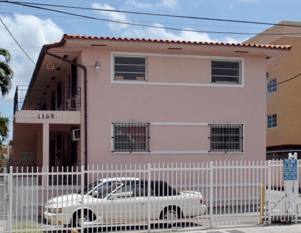 LAWRENCE ESTATE LAND CO - Residential Lease