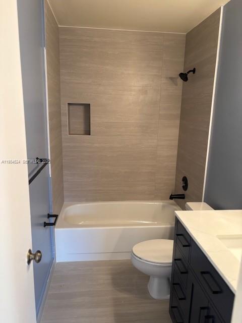 ARROWHEAD GOLF & TENNIS C - Residential Lease