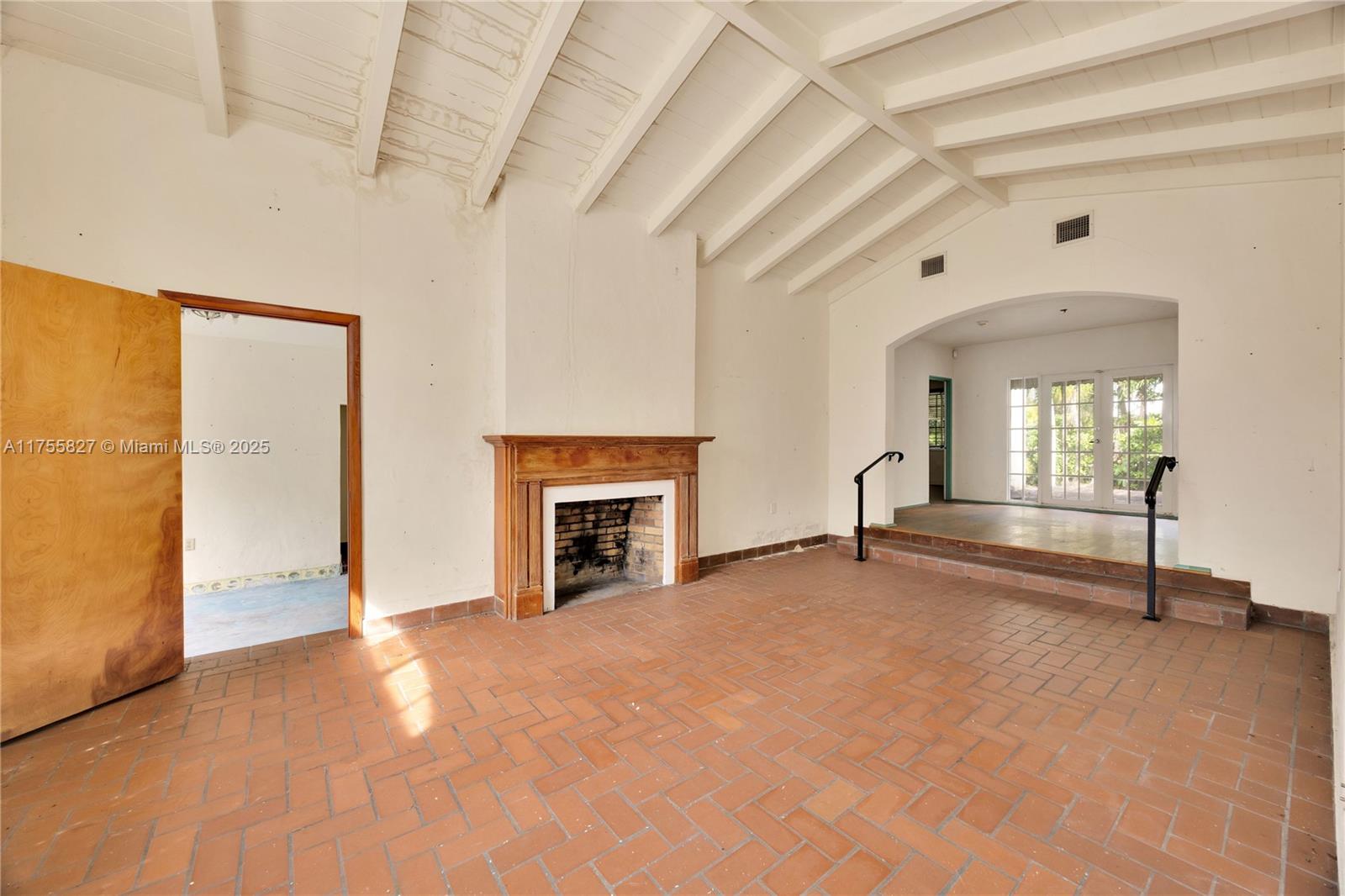 CORAL GABLES SEC B - Residential