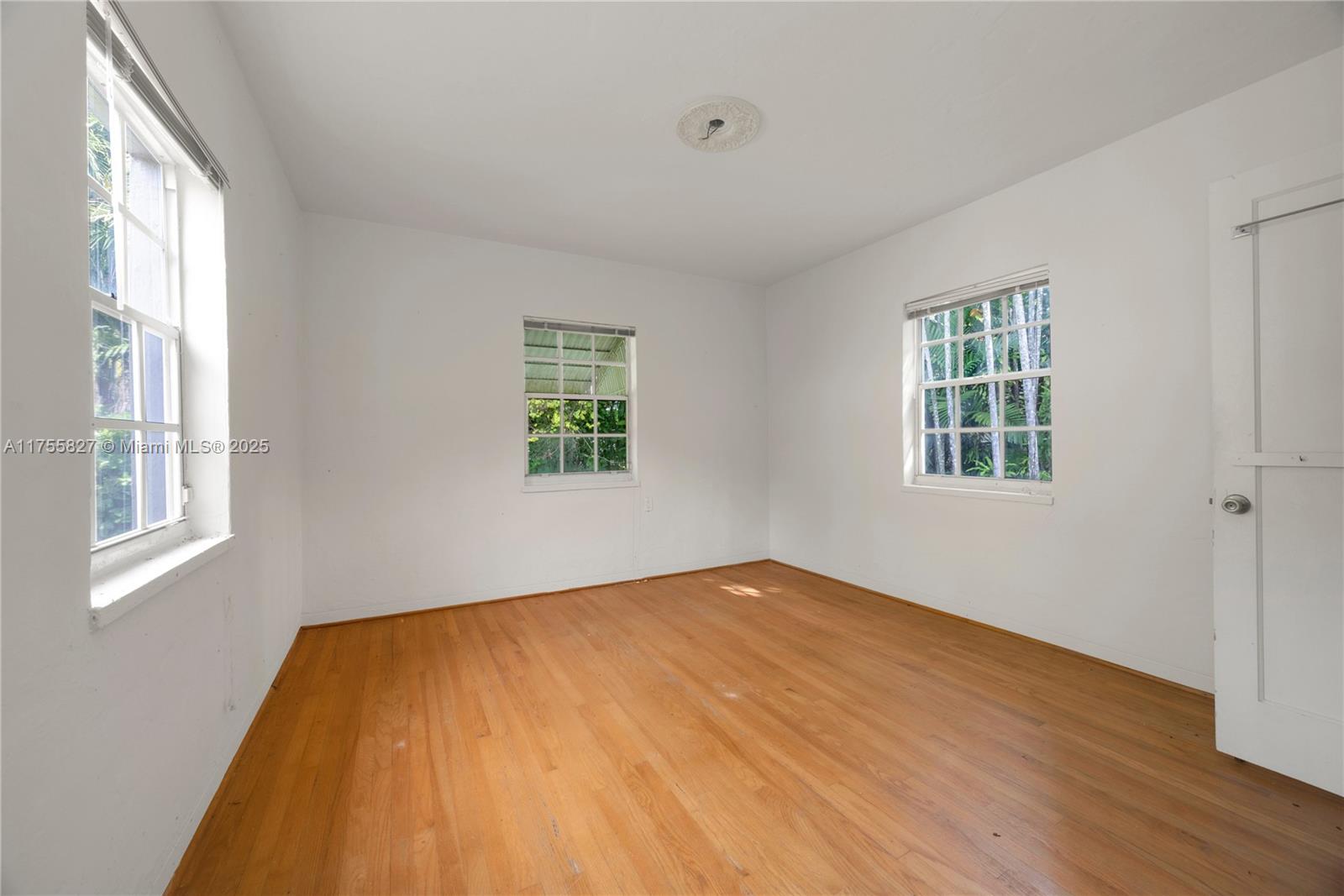 CORAL GABLES SEC B - Residential