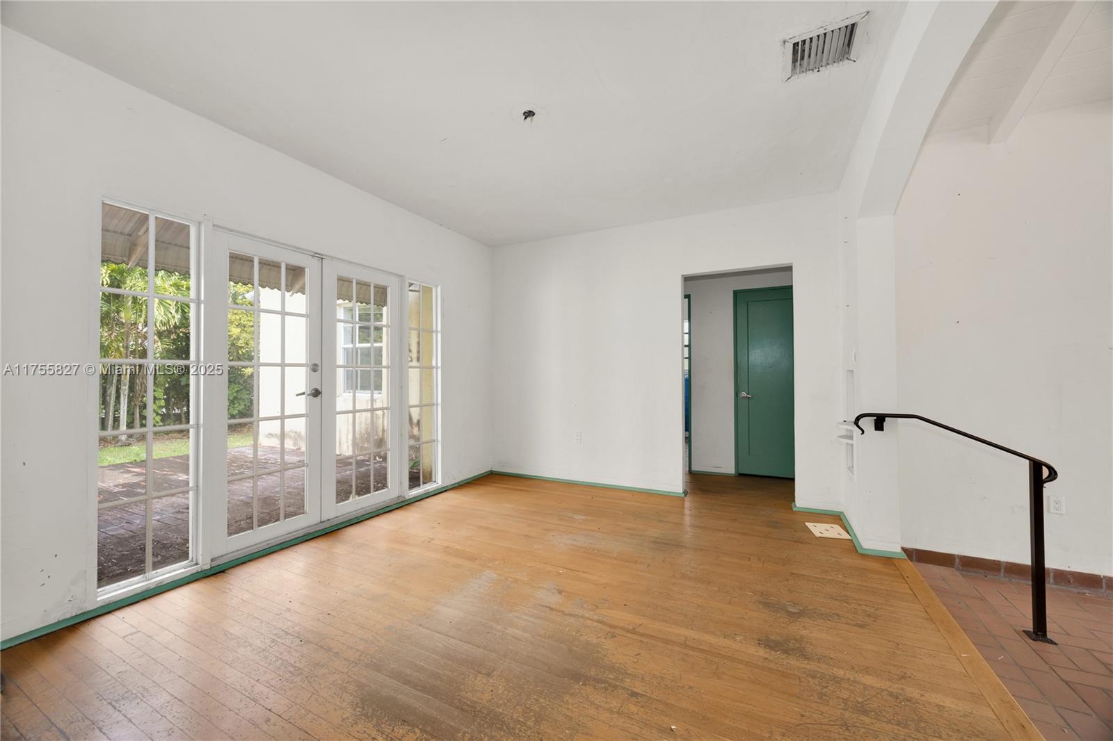 CORAL GABLES SEC B - Residential