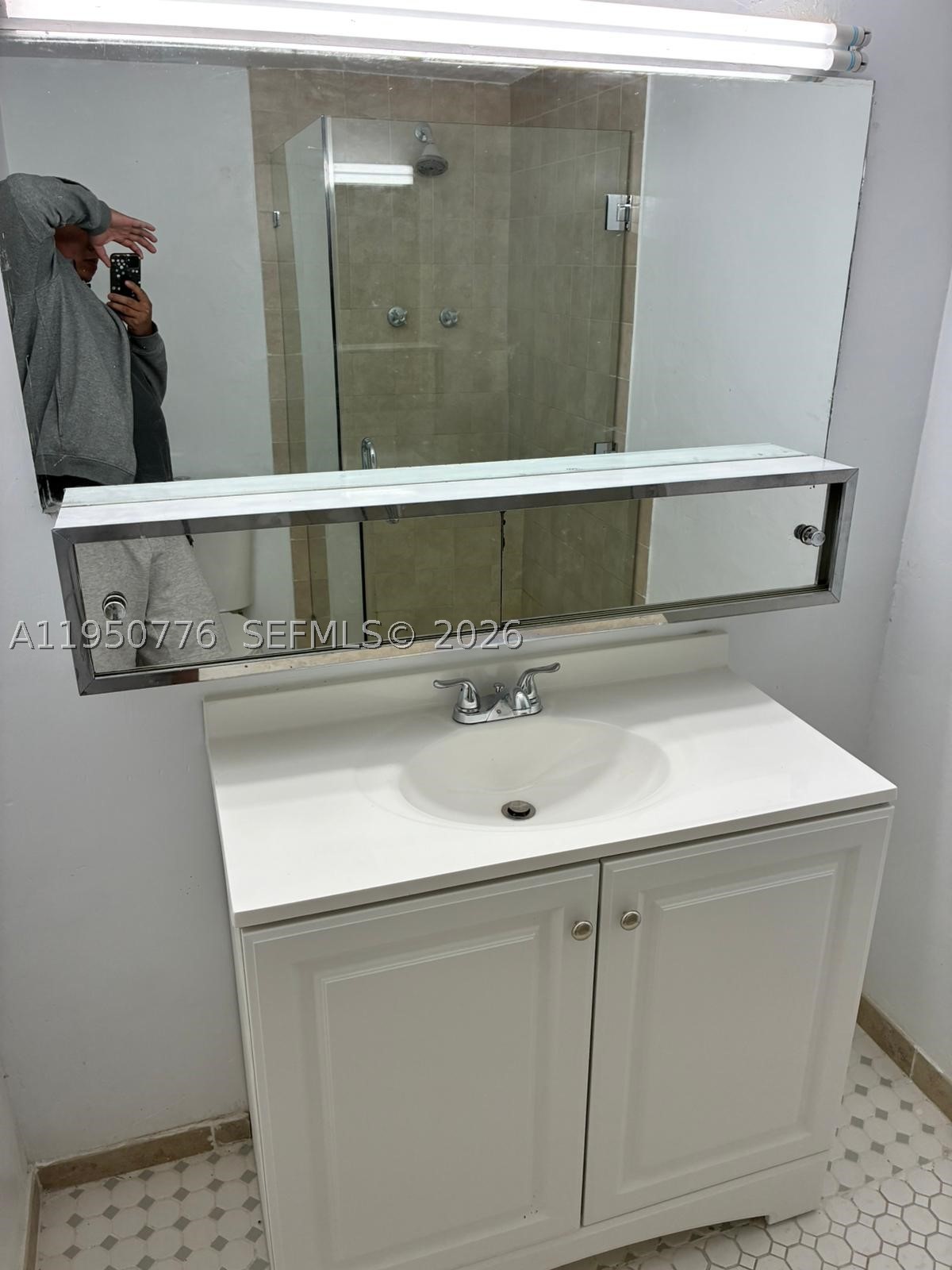 SIXTH HORIZONS CONDO - Residential