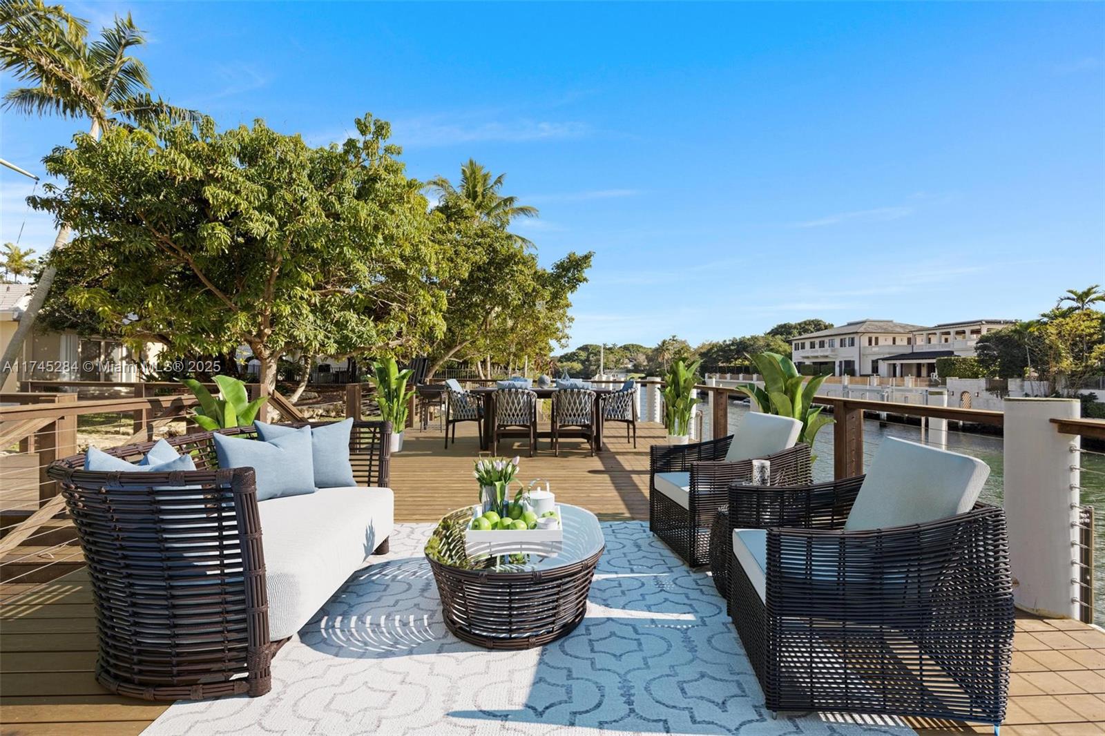 CORAL GABLES RIVIERA SEC - Residential