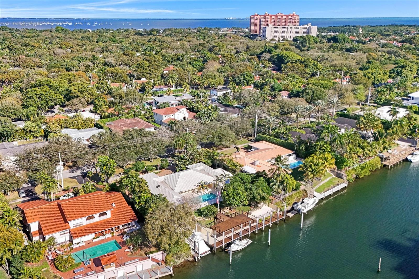 CORAL GABLES RIVIERA SEC - Residential