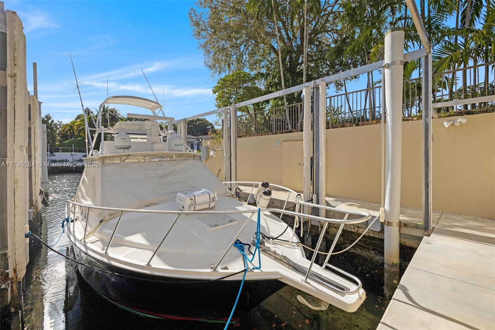 CORAL GABLES RIVIERA SEC - Residential
