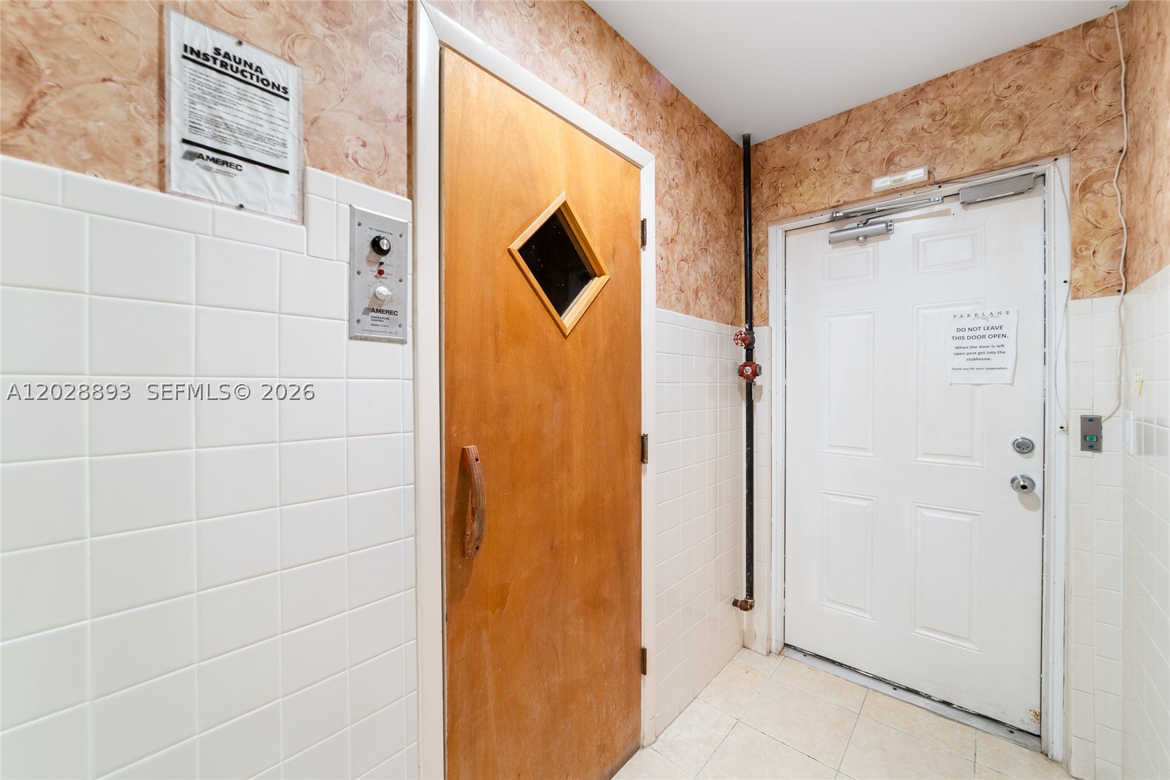 WHISPER WALK CONDOS - Residential
