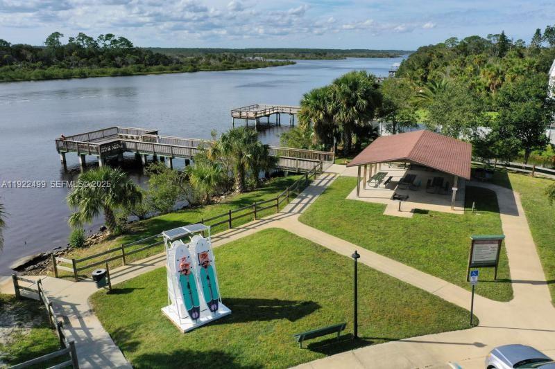 JOHNSON BEACH - Residential