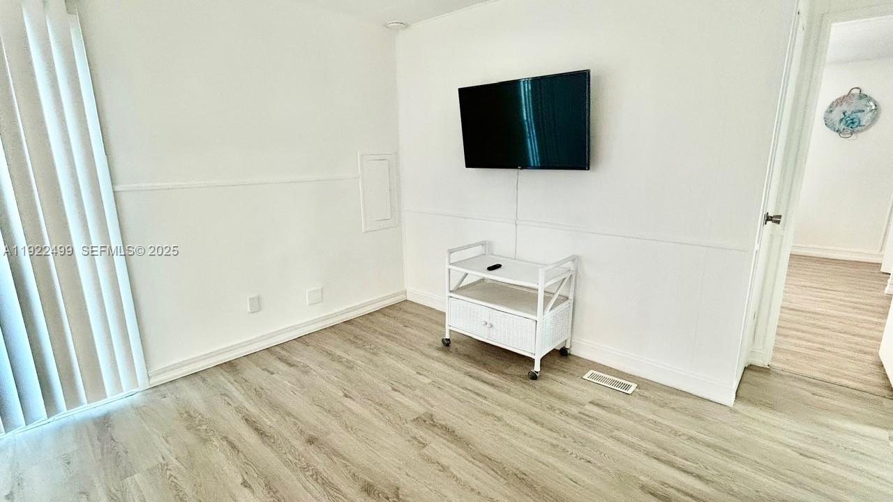 JOHNSON BEACH - Residential