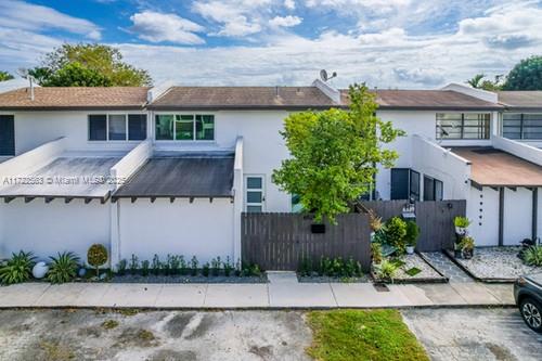 SNAPPER CREEK TOWNHOUSES - Residential Lease