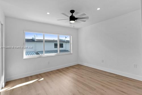 SNAPPER CREEK TOWNHOUSES - Residential Lease