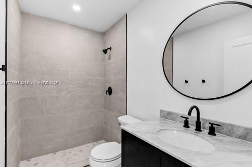 SNAPPER CREEK TOWNHOUSES - Residential Lease