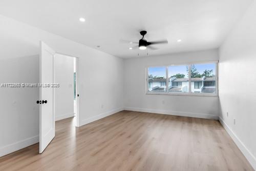 SNAPPER CREEK TOWNHOUSES - Residential Lease