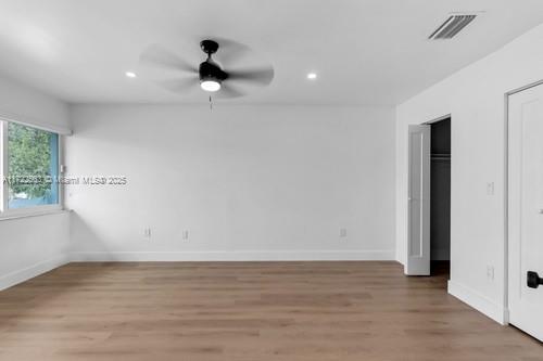 SNAPPER CREEK TOWNHOUSES - Residential Lease
