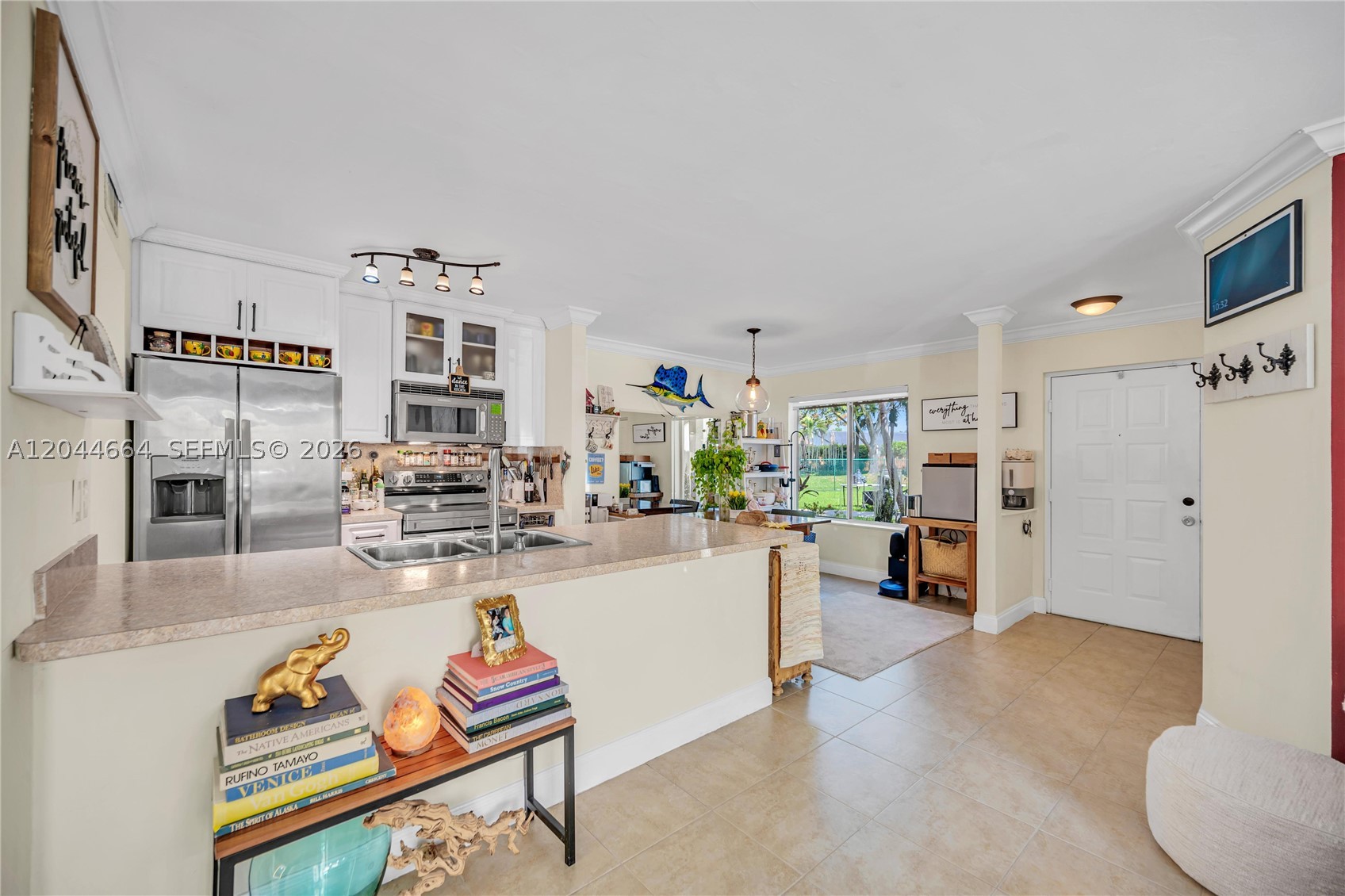 ROYAL PALM PLACE - Residential