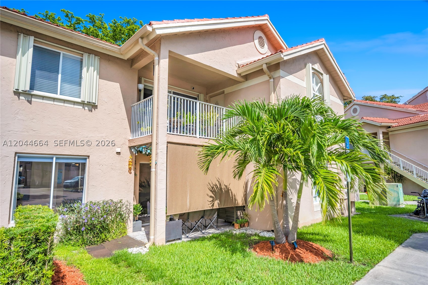 ROYAL PALM PLACE - Residential