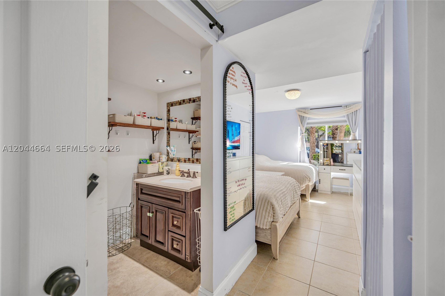 ROYAL PALM PLACE - Residential
