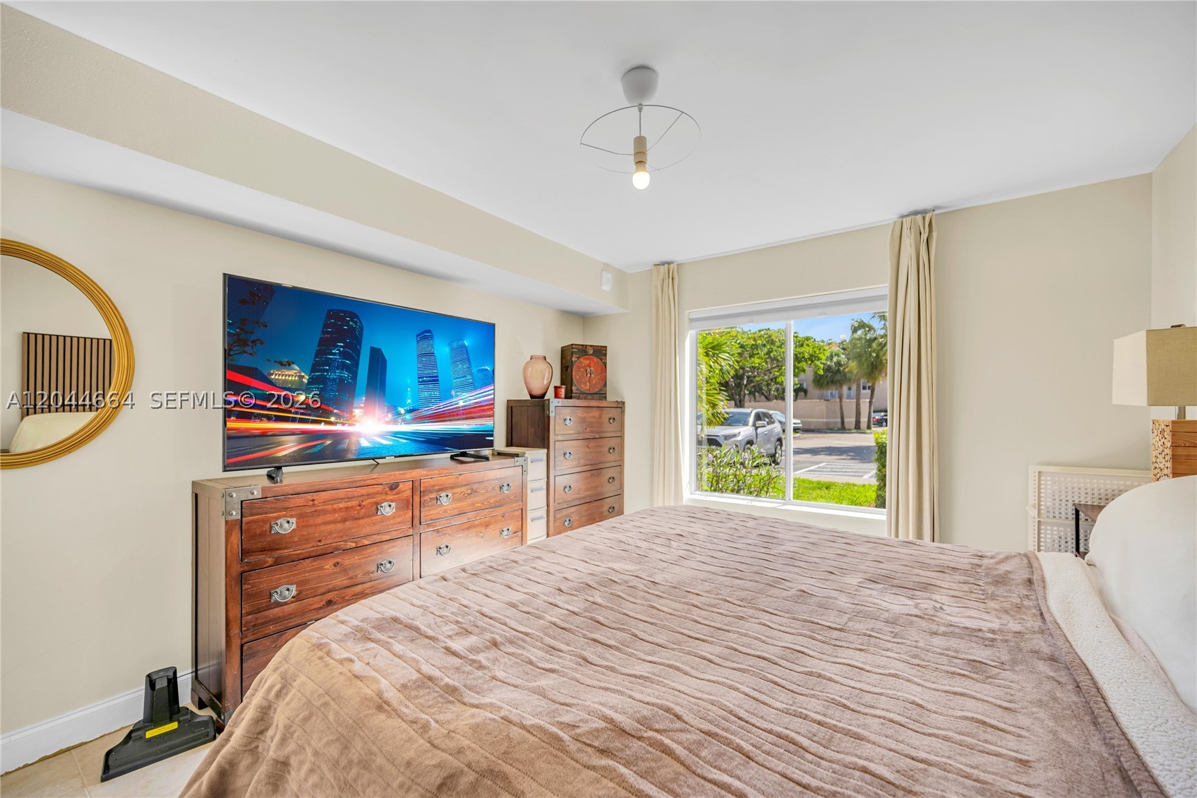 ROYAL PALM PLACE - Residential