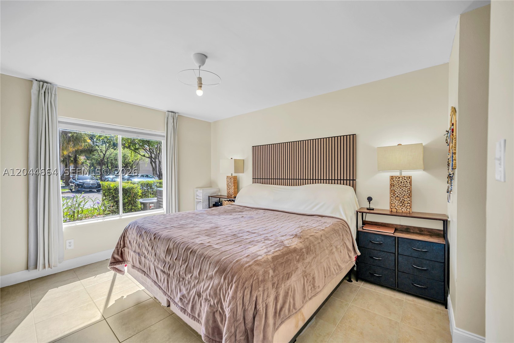 ROYAL PALM PLACE - Residential