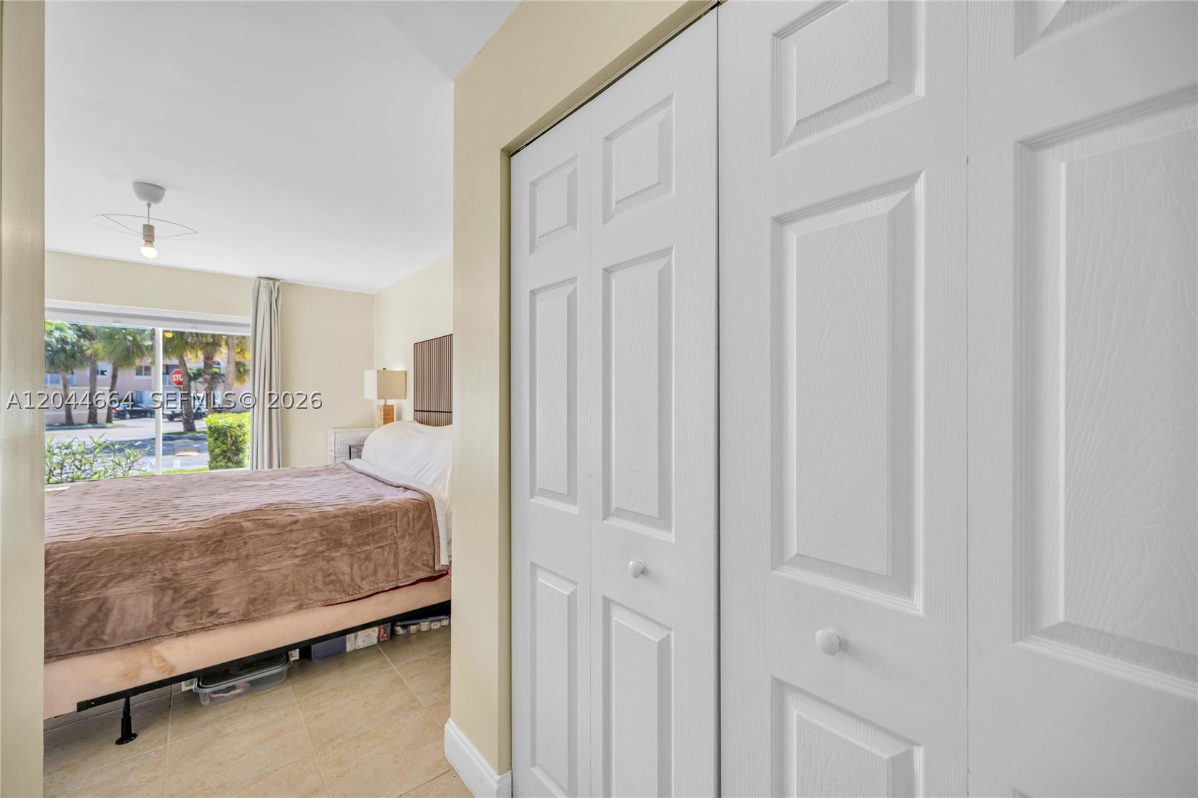 ROYAL PALM PLACE - Residential