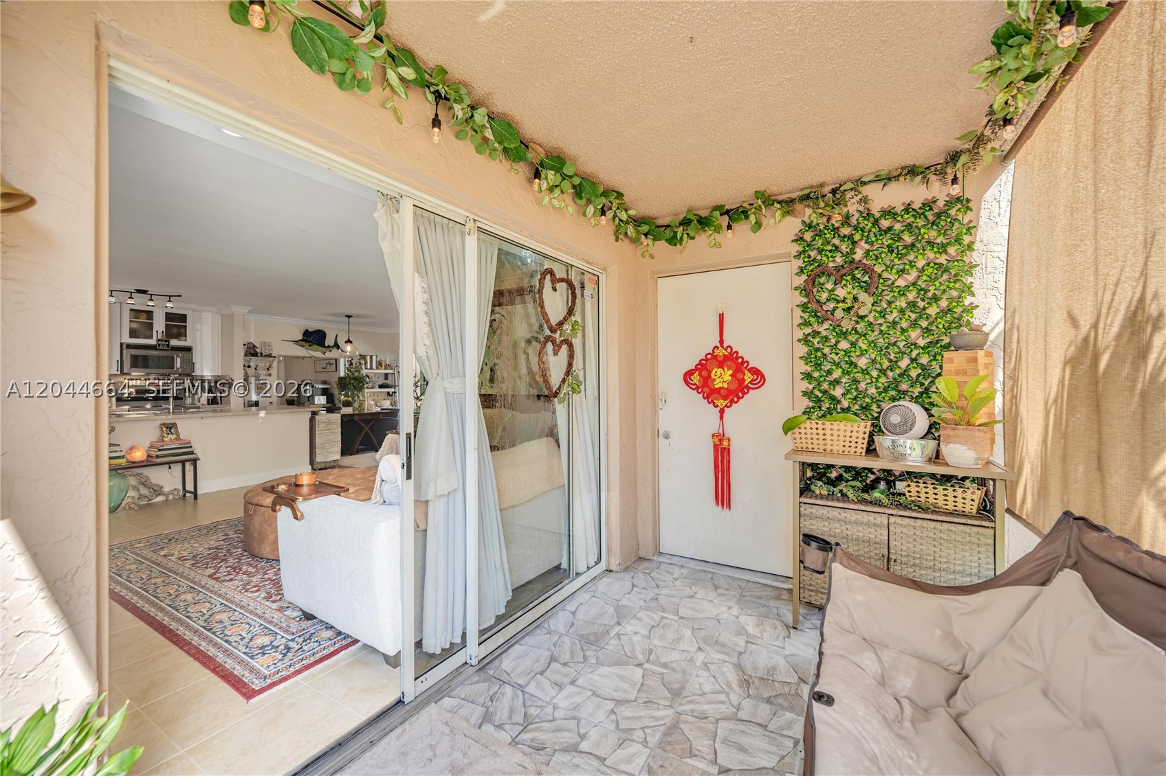 ROYAL PALM PLACE - Residential