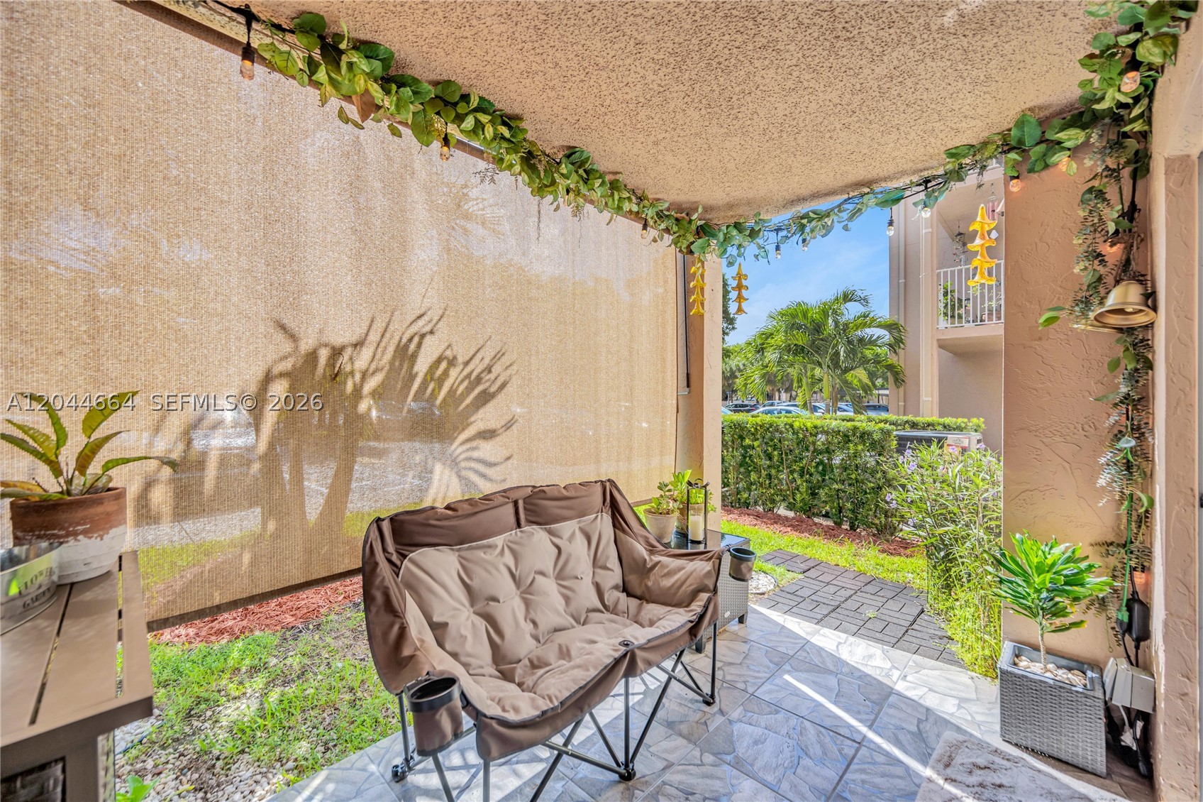 ROYAL PALM PLACE - Residential
