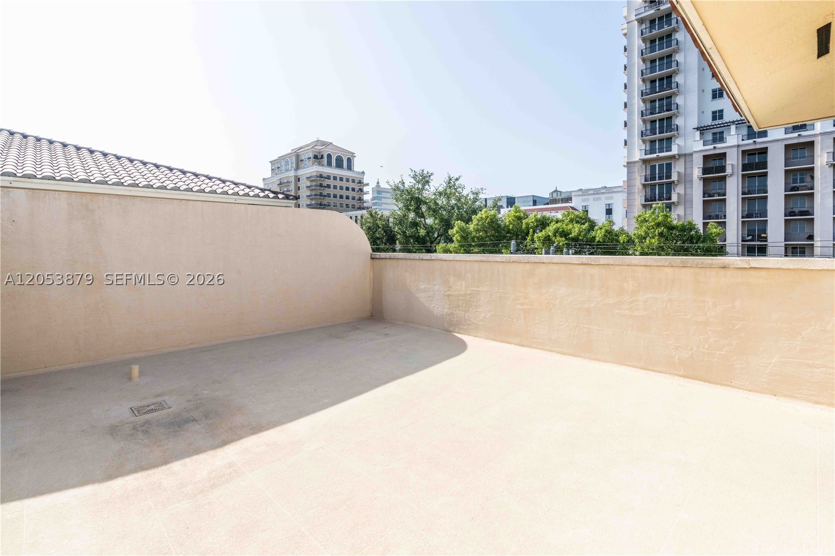 CORAL GABLES SEC K - Residential Lease
