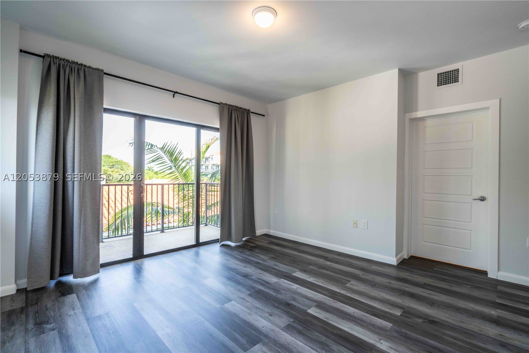 CORAL GABLES SEC K - Residential Lease