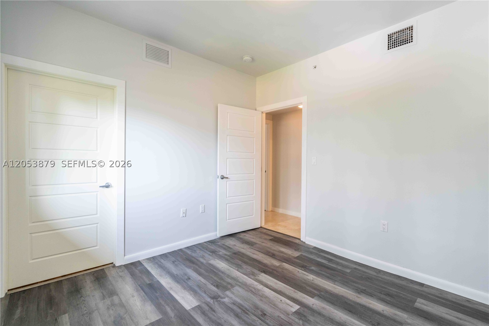 CORAL GABLES SEC K - Residential Lease