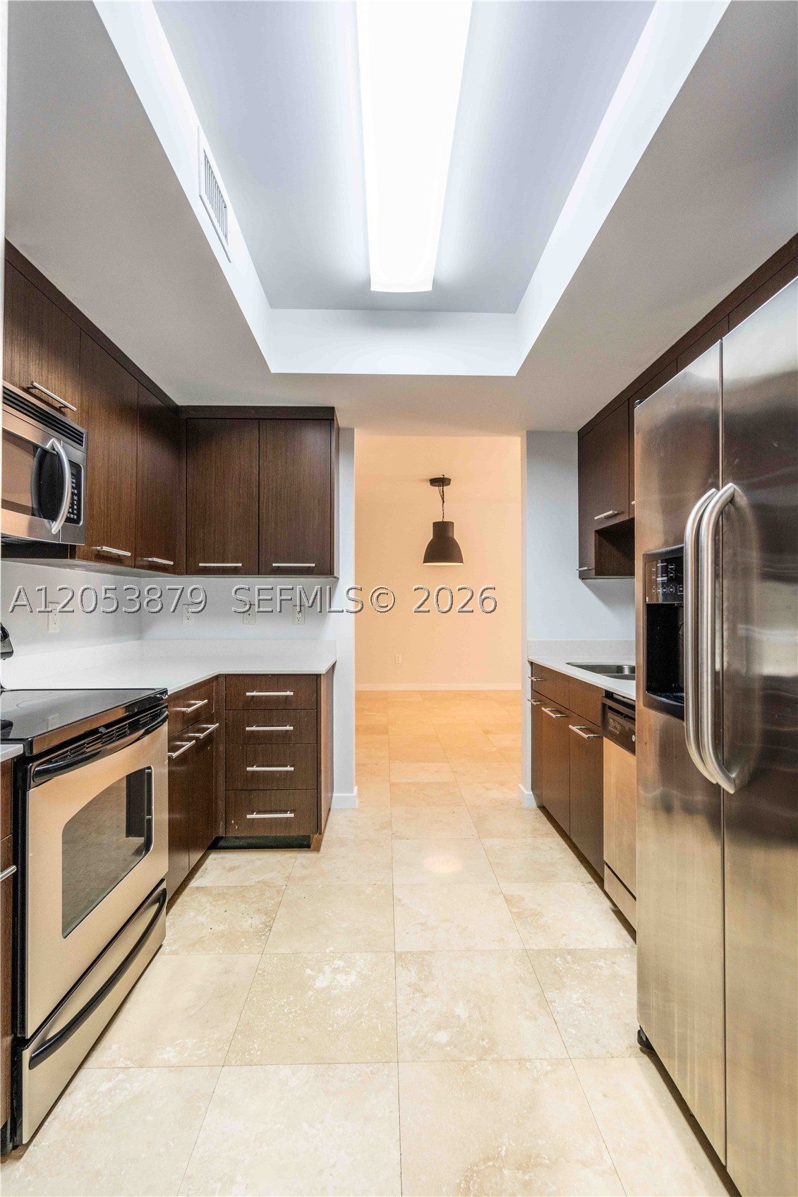 CORAL GABLES SEC K - Residential Lease