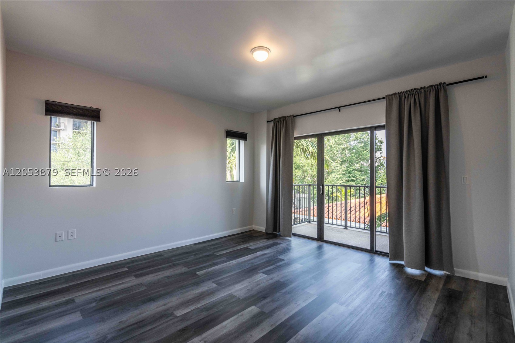 CORAL GABLES SEC K - Residential Lease