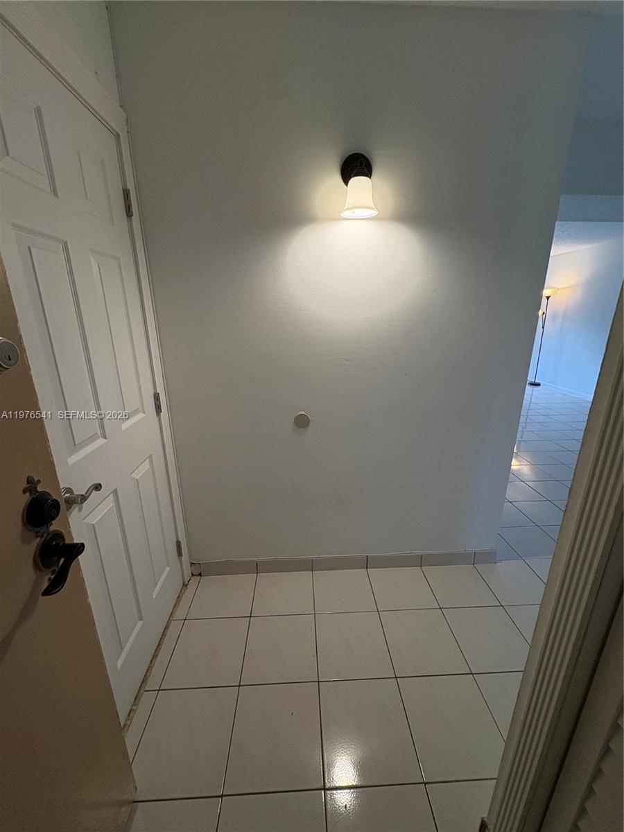 MANORS OF INVERRARY I-10 - Residential