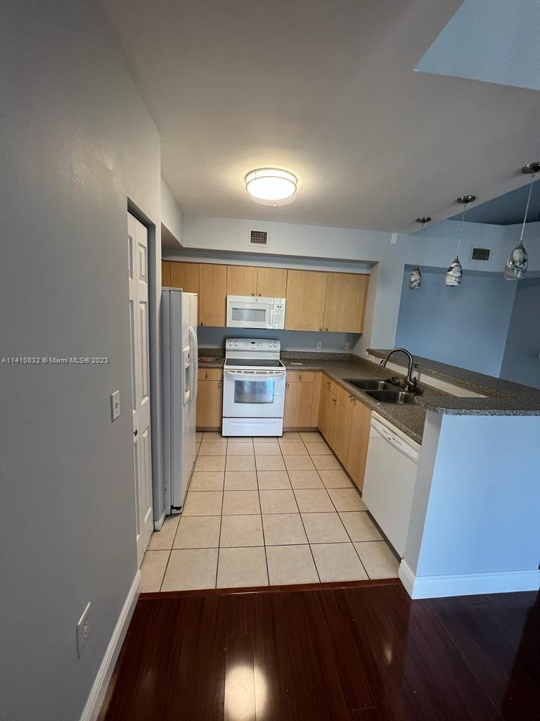 EL-AD NOB HILL CONDO - Residential Lease