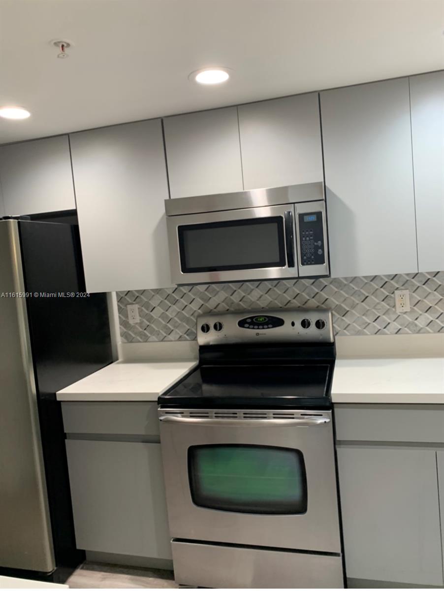 THE GALLERY PLAZA CONDO - Residential Lease