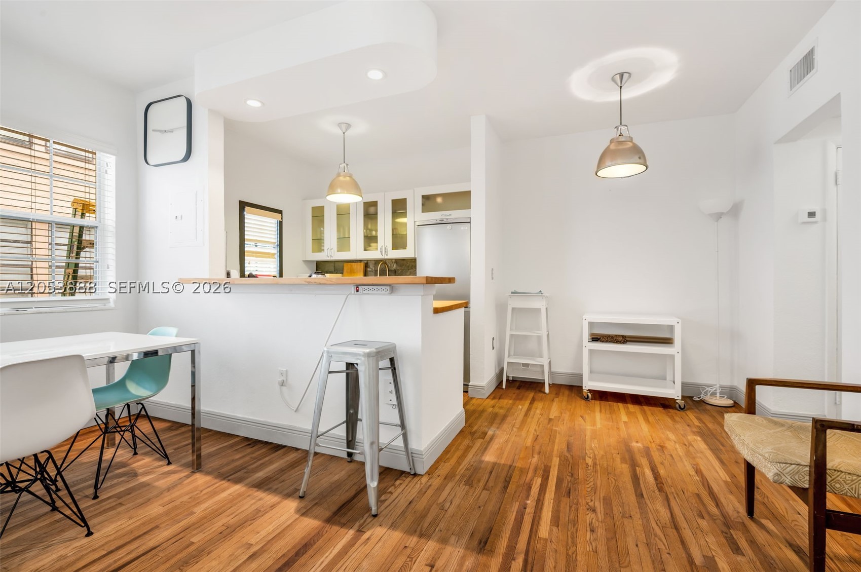 LINCOLN PLACE CONDO - Residential