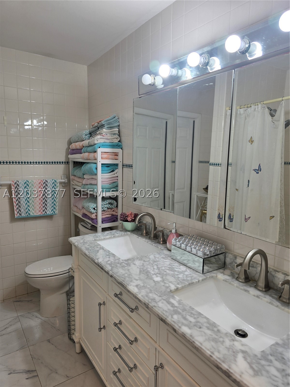 MARK MANOR PINES SEC ONE - Residential