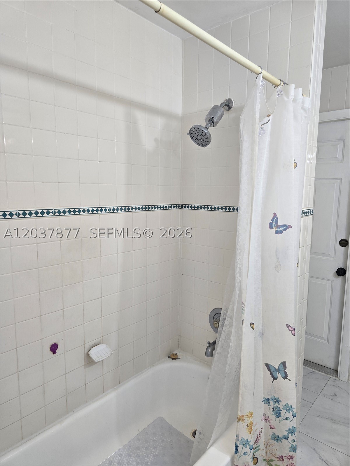 MARK MANOR PINES SEC ONE - Residential