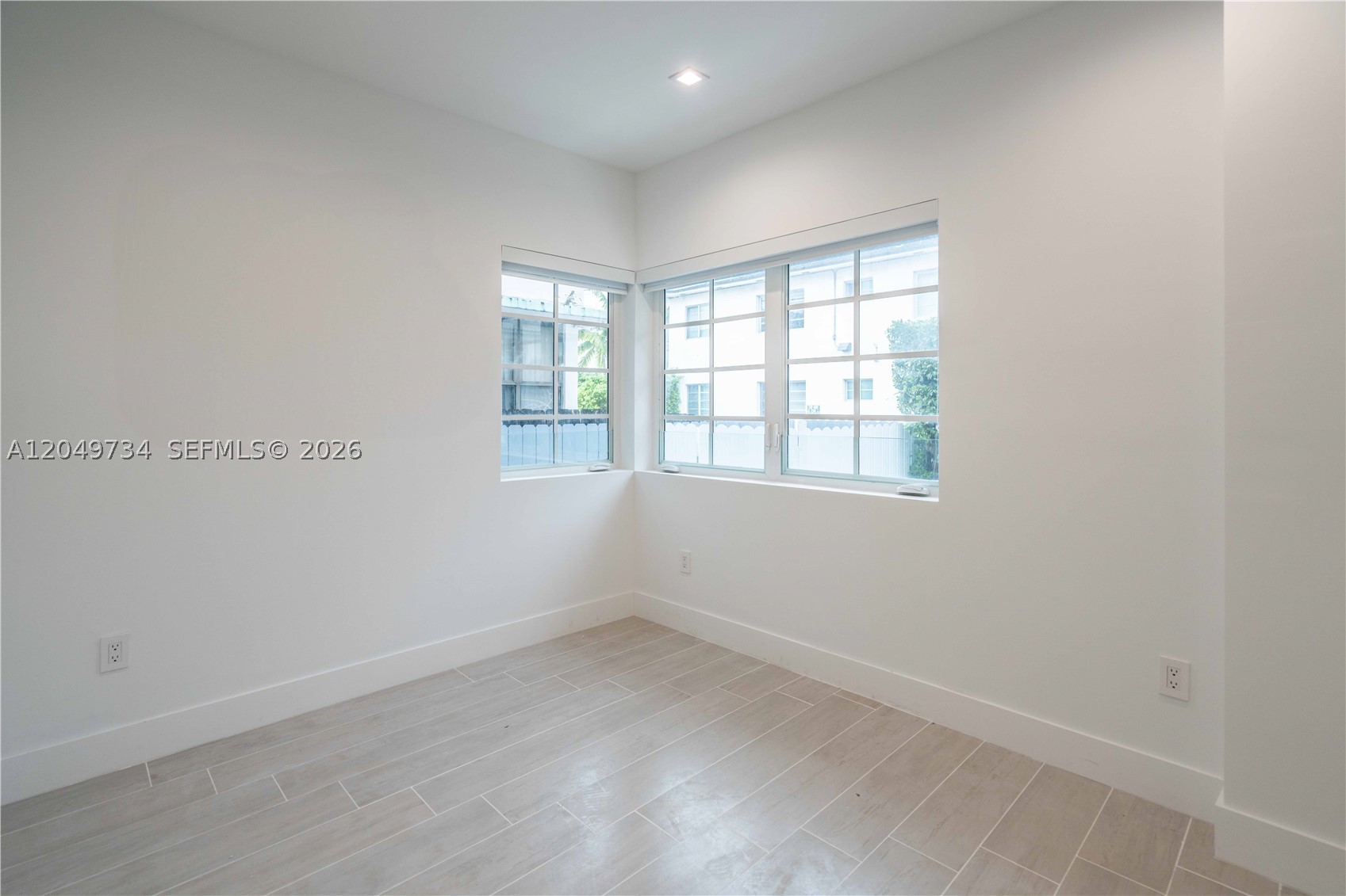 OCEAN BEACH ADDN NO 3 - Residential Lease