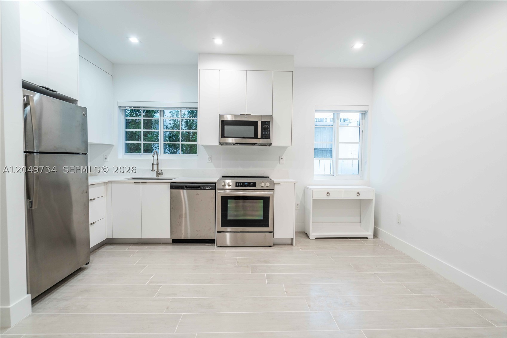 OCEAN BEACH ADDN NO 3 - Residential Lease